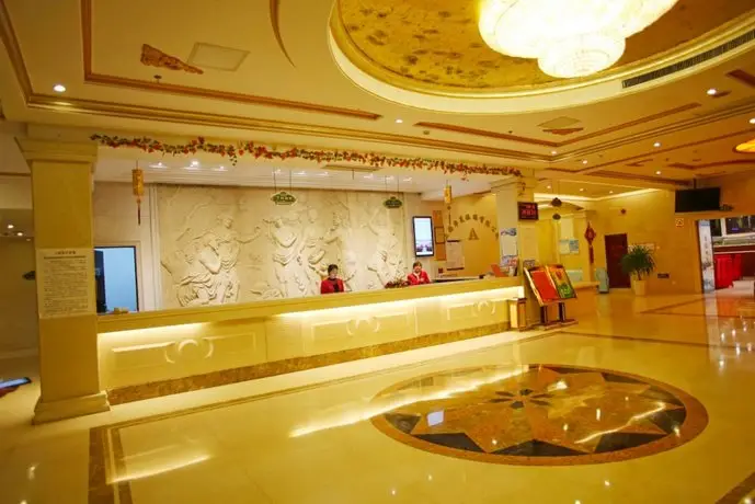 Hongjin International Hotel 