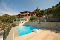 Villas Cavo Marathia 