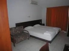 Haris Hotel 