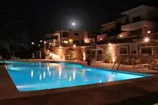 Pela Mare Hotel 