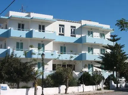 Stefanos Studios & Apartments