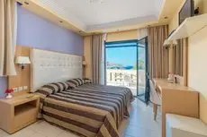 Ai Yannis Suites and Apartments Hotel room