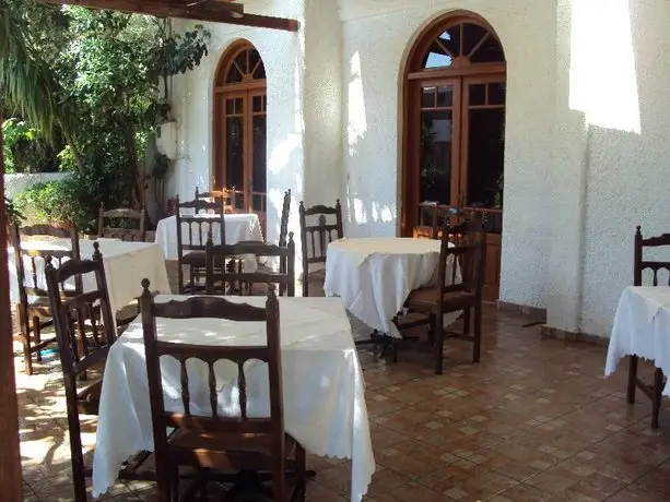 Alexandros Hotel Nikiana 