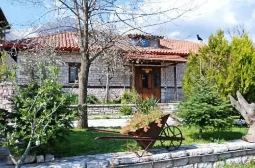 Mountain House Karpenisi