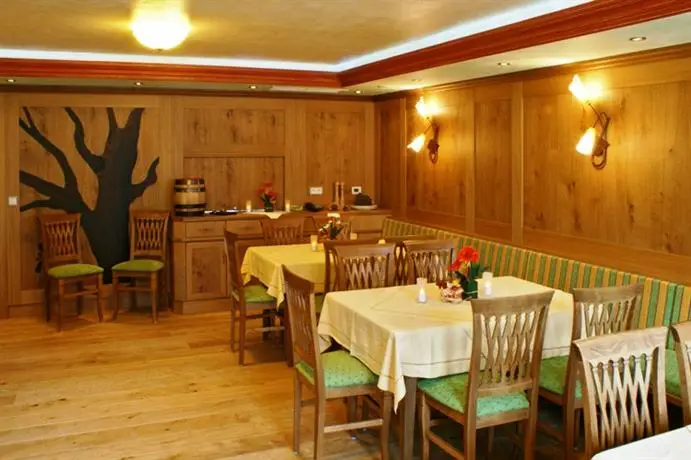 Landgasthof Hubertus Ruderatshofen Bar / Restaurant