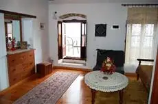 Goulas Traditional Guesthouse 