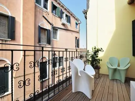 Dorsoduro T&G Apartments Venice 