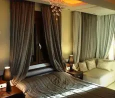 Meliton Inn Hotel & Suites room