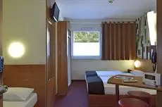 B&B Hotel Stuttgart-City 