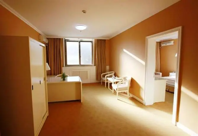 Guanjunyuan Hotel room