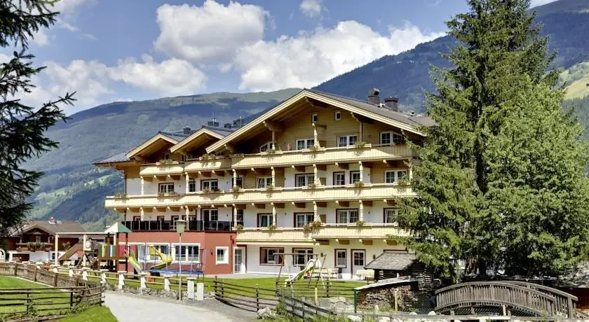 Hotel Grundlhof 