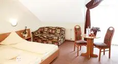 Hotel Oberst Waldsee room
