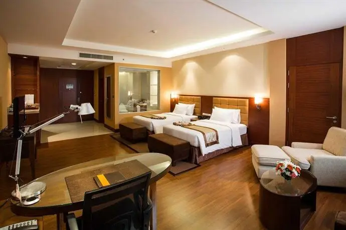 The Grand Fourwings Convention Hotel Bangkok room