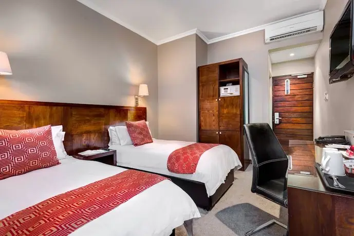 Protea Hotel Pretoria Hatfield room
