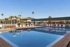 Ramada by Wyndham Sarasota Hotel Swimming pool