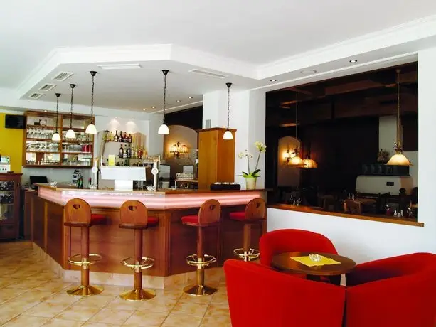 Hotel Tannenberg Bar / Restaurant