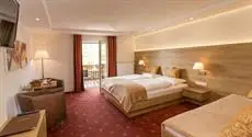 Hotel Schonberger room