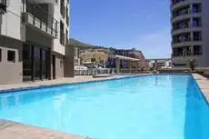 VIP Living Luxury Hotel Apartments Swimming pool