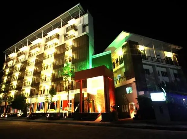 Twin Hotel