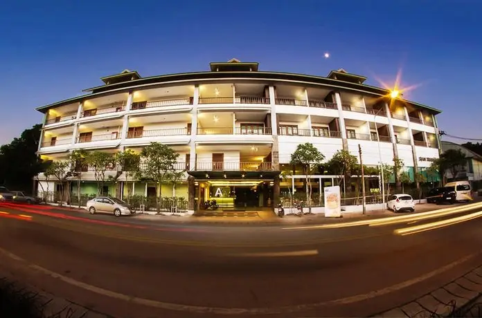 Siam Triangle Hotel Appearance