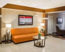 Comfort Suites Lewisburg Lobby