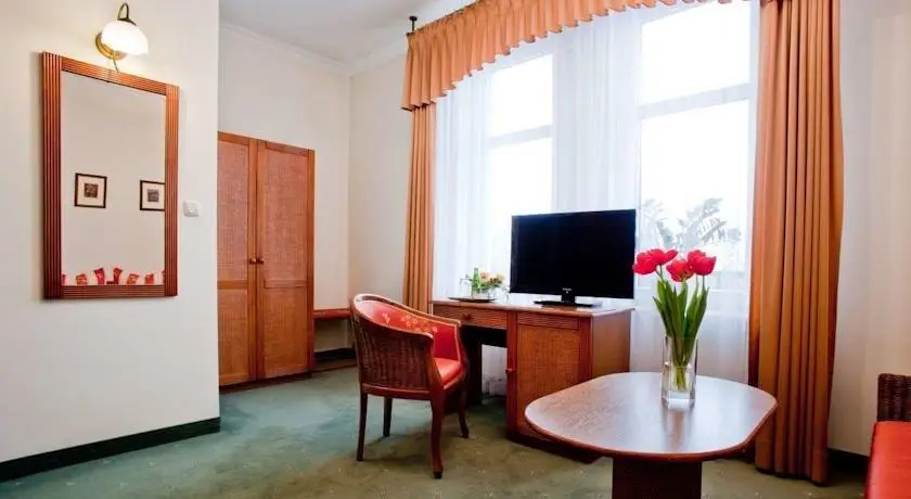 Hotel Pod Zlota Roza 