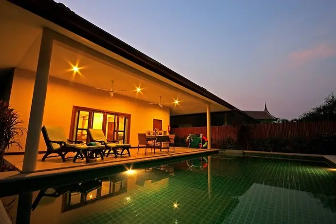 Thai Thani Pool Villa Resort 