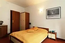 Krakow For You Budget Apartments 