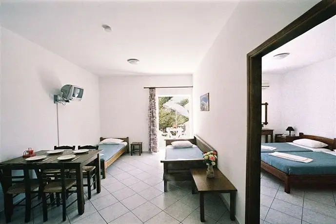 Niriides Hotel Apartments Studios 