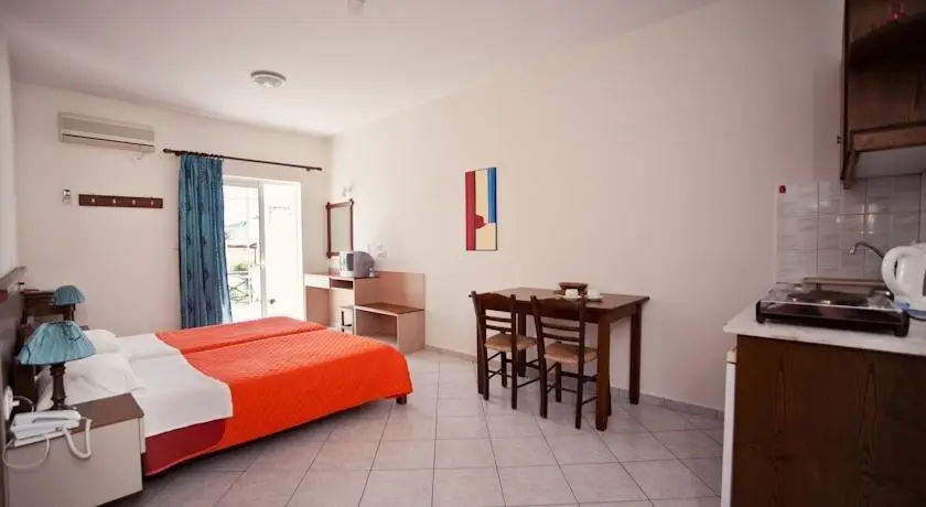 Niriides Hotel Apartments Studios 