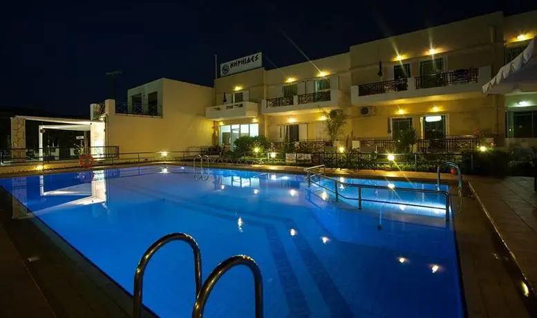 Niriides Hotel Apartments Studios 