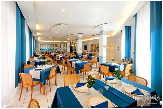 Hotel Nuovo Al Mare Bar / Restaurant