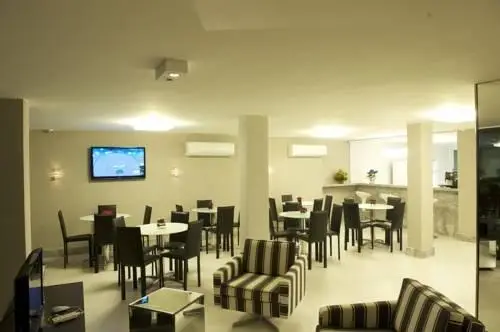 Absolutte Hotel Bar / Restaurant