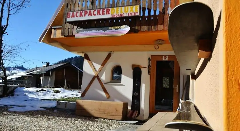 Backpacker Deluxe Hostel Capricorn 