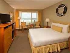 Pelican Shores Inn 