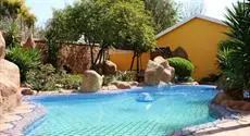 Flintstones Guesthouse Fourways 