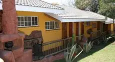 Flintstones Guesthouse Fourways 