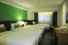 Green World Triple Beds 