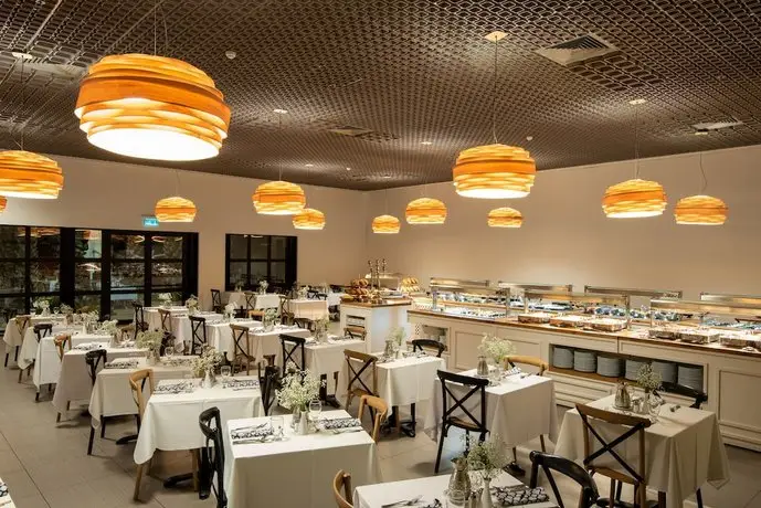Spa Club Dead Sea Hotel Bar / Restaurant