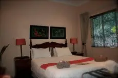 Amper Bo Guest House 