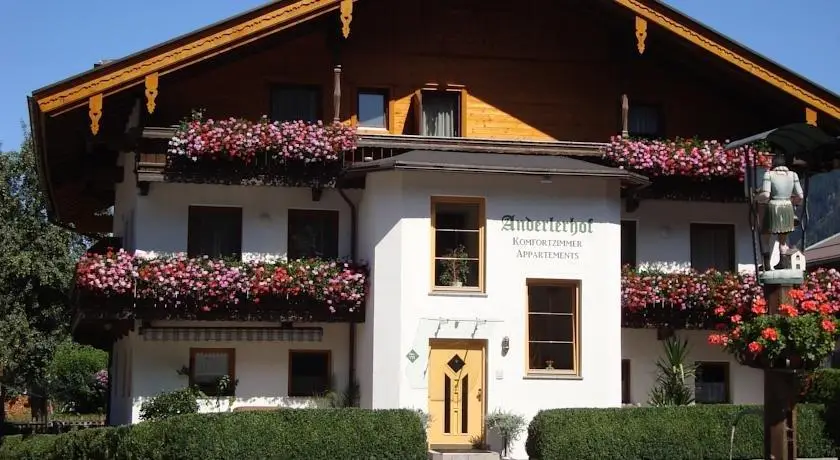Anderlerhof Pension Mayrhofen Appearance