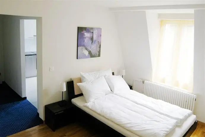 Apartments Swiss Star Zurich-Oerlikon 