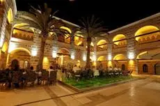 Cesme Kanuni Kervansaray Historical Hotel 