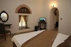 Cesme Kanuni Kervansaray Historical Hotel 