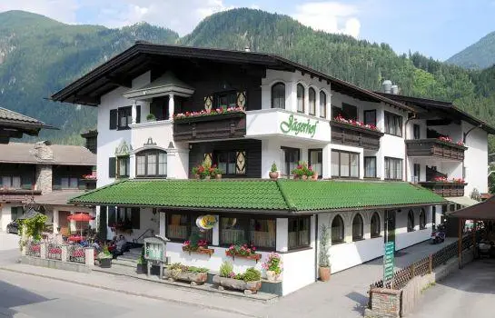 Hotel Jagerhof und Jagdhaus 