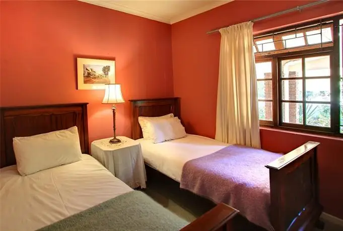 Outeniqua Travel Lodge 