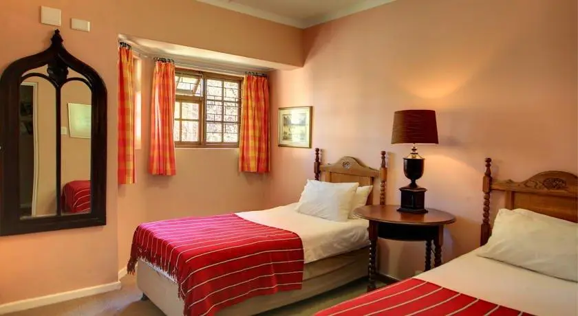 Outeniqua Travel Lodge 