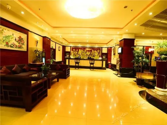 Golden Palace Business Hotel 