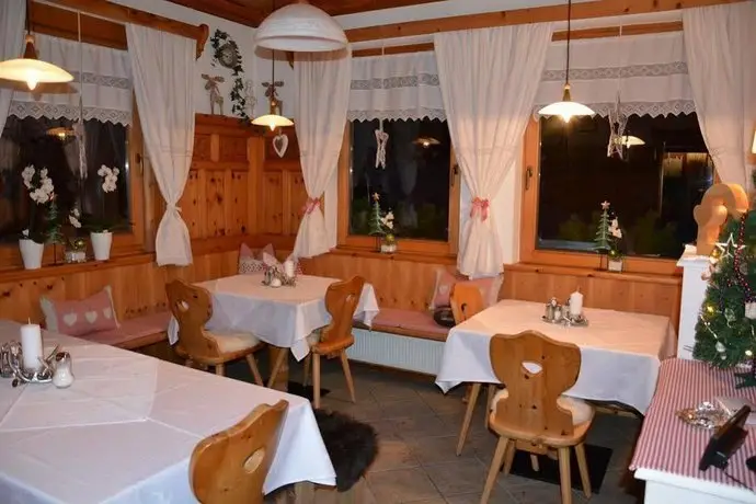 Hotel Gasthaus Schwarzenstein Bar / Restaurant