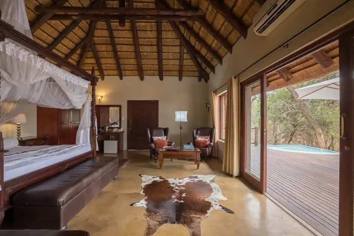 Shiduli Private Game Lodge 